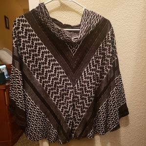 Patterned Poncho / Cape